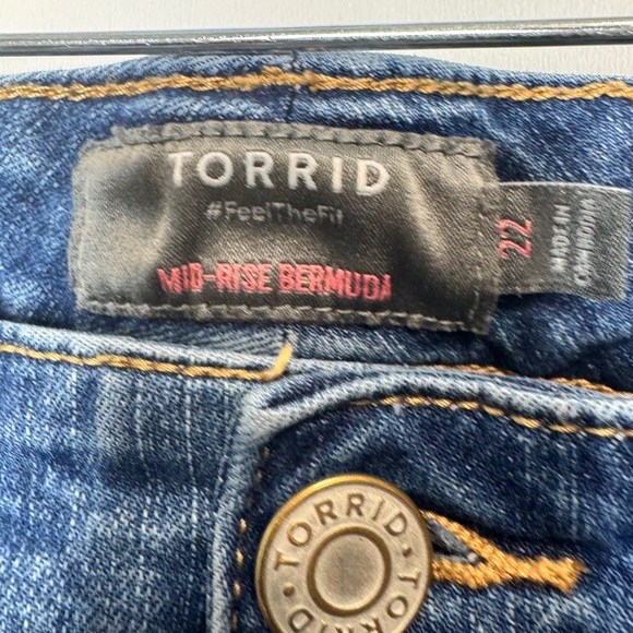 Torrid Mid-Rise Bermuda Shorts Blue - Picture 6 of 9
